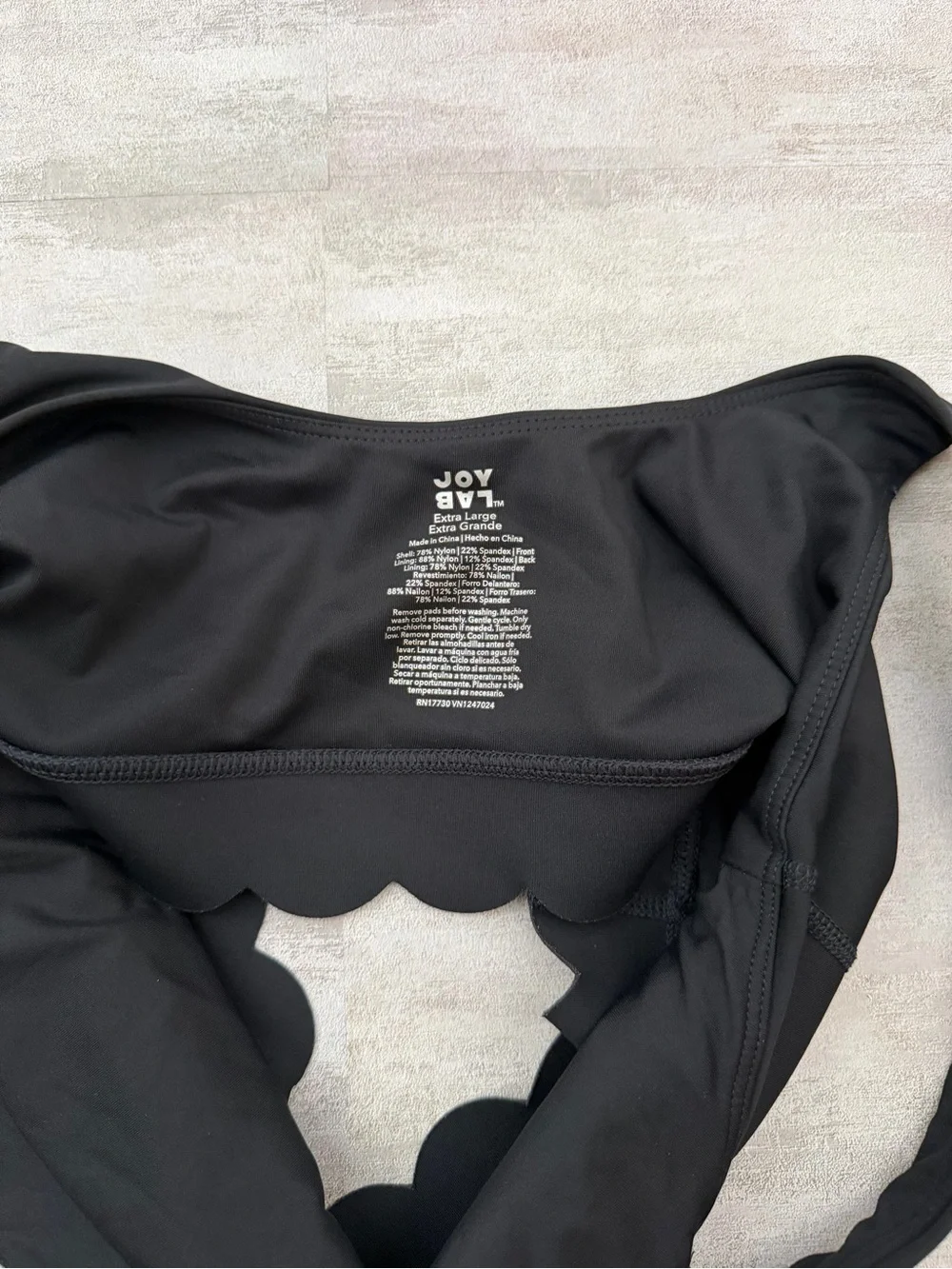 JoyLab | Scalloped Hem Medium Support Sports Bra Black - Size XL